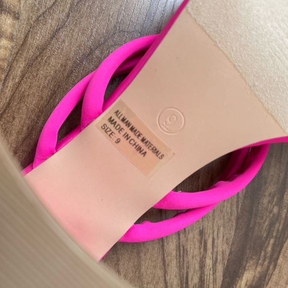 S 🫶🏻 L D - Picture 3 of 3